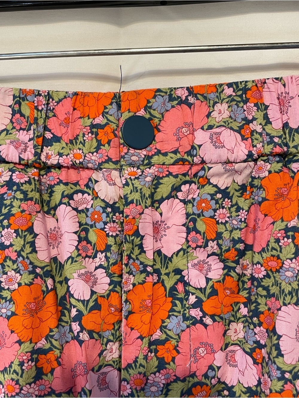 J. Crew Pink & Orange Floral Cotton Shorts Women’s Size Medium - Picture 4 of 8
